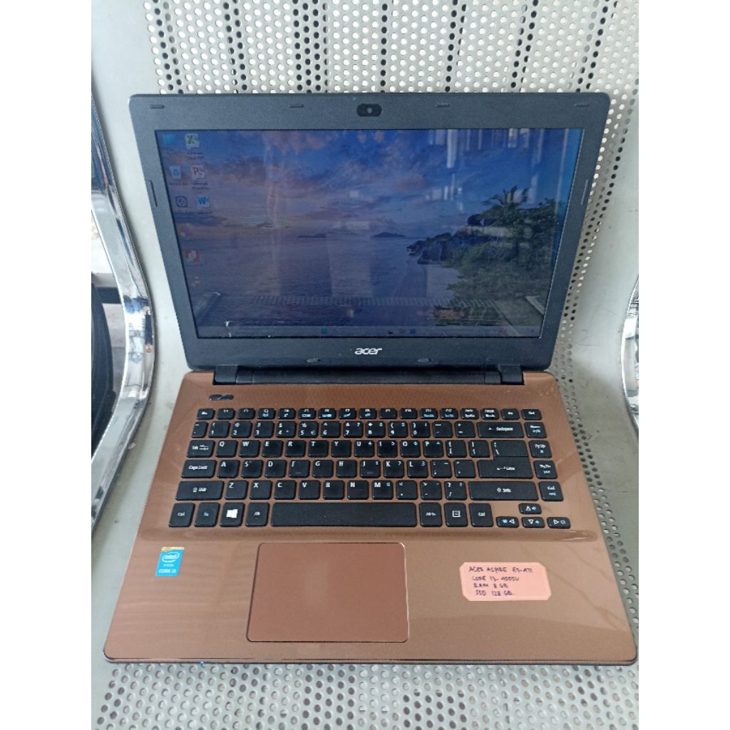 Laptop Acer ASPIRE E5 471 Intel Core i3 4005U
