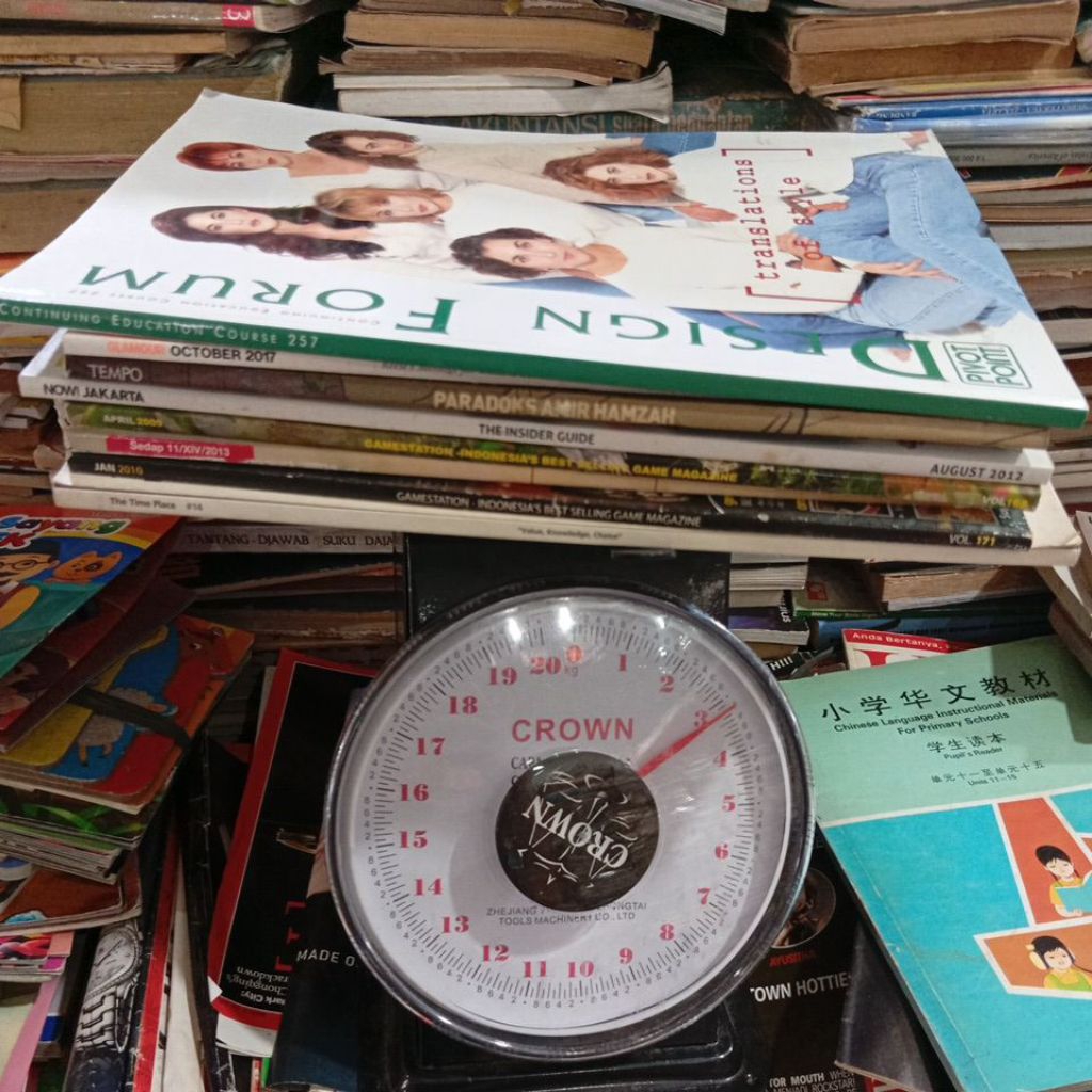 majalah bekas 3 kilo 8 majalah Rp 45.000 original bekas