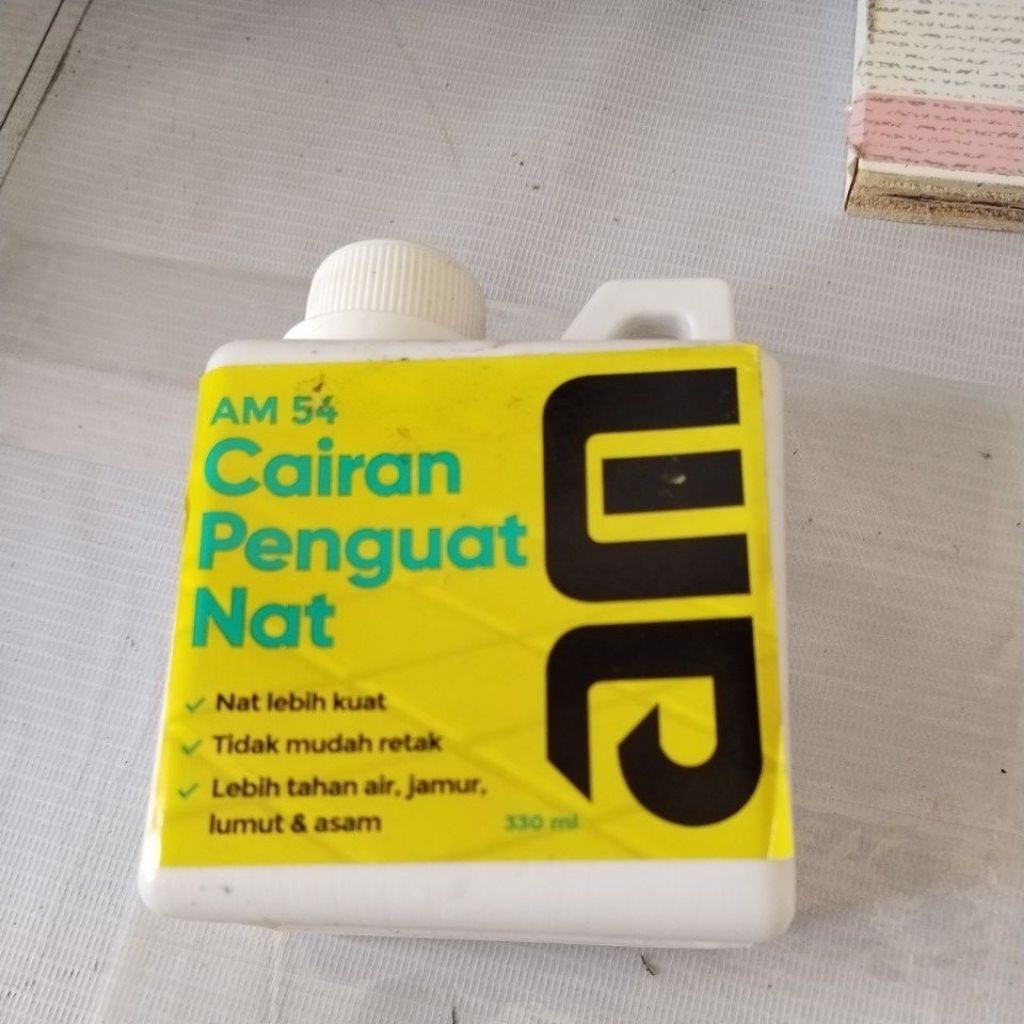 cairan penguat nat am