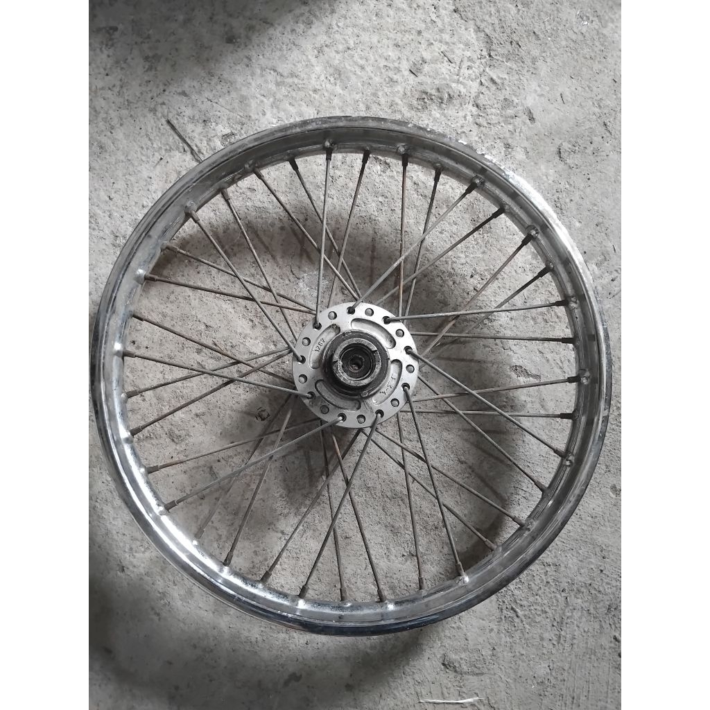 velg jari depan kawasaki zx 130