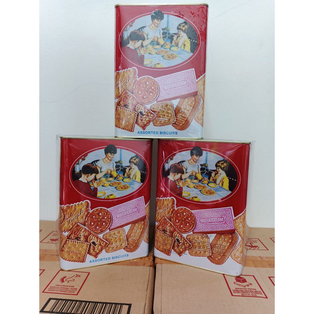 Khong Guan kaleng besar