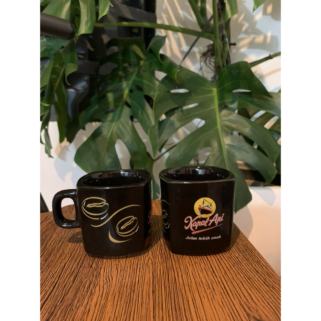 gelas mug kapal api hitam spesial biji kopi 200ml