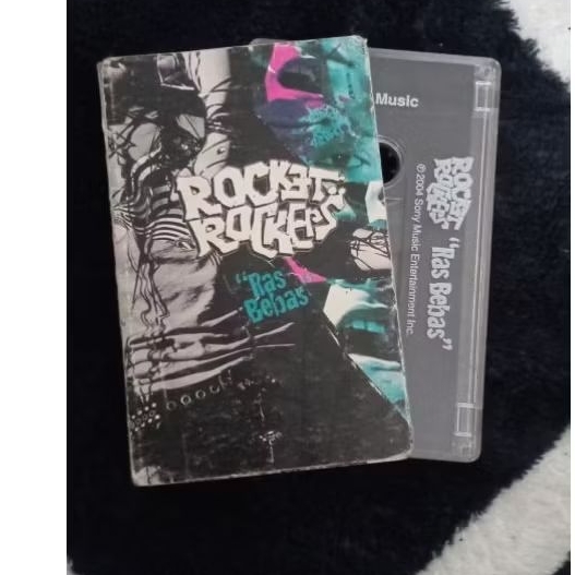kaset pita rocket rockers album ras bebas