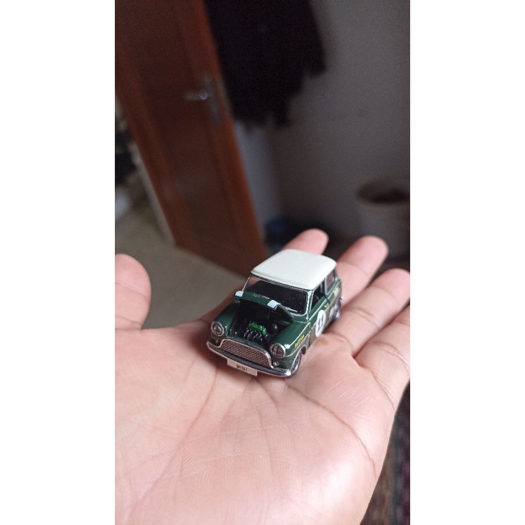 Tiny Diecast Mini Cooper Morris Classic Racing