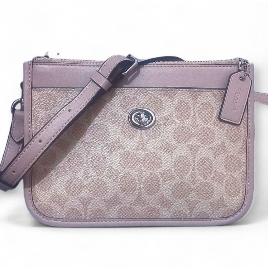 Coach Sling Turnlock Preloved