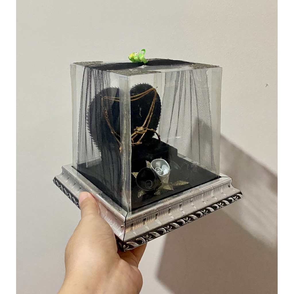 PRELOVED KOTAK MAHAR PERHIASAN MIKA