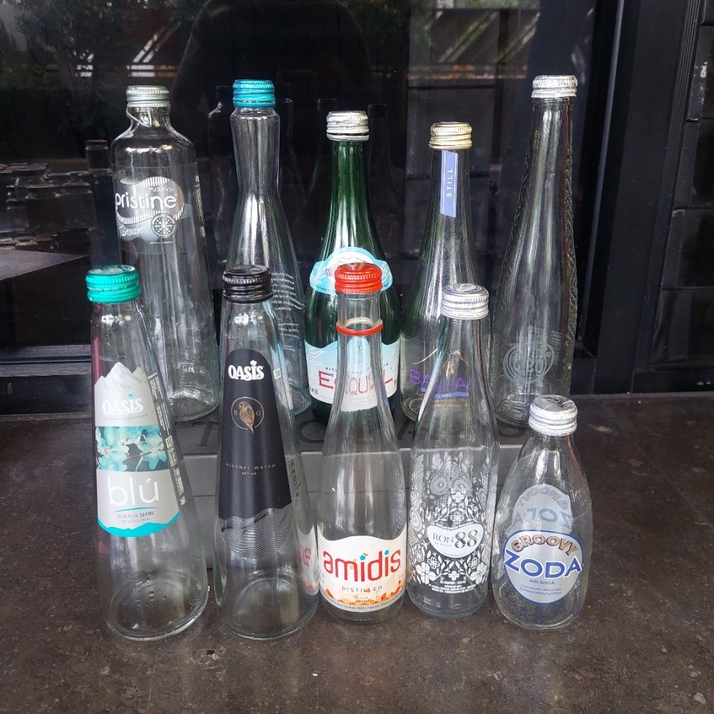 BOTOL KACA - BOTOL KACA MINUMAN AIR BEKAS MINUMAN AQUA EQUIL CLEO AMIDIS RON88 PERRIER BISA UNTUK PO