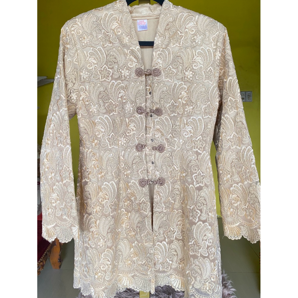 Atasan kebaya brokat bordir mewah