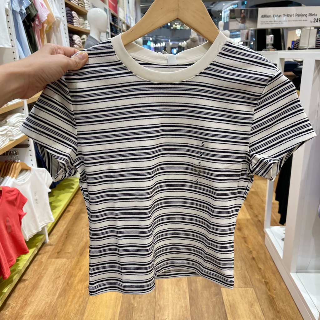 Tshirt Uniqlo Woman Stripe