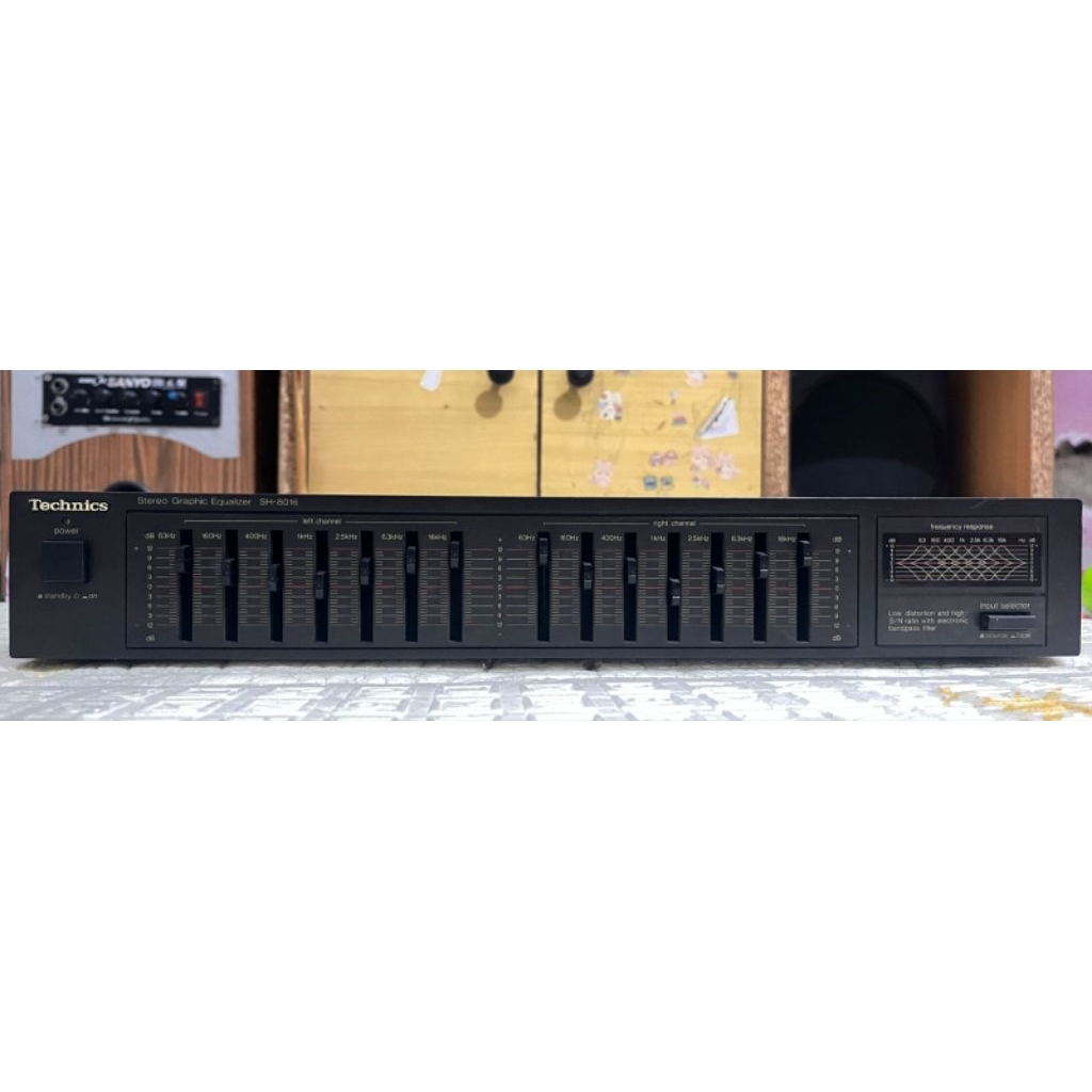 Equalizer Technics SH 8016
