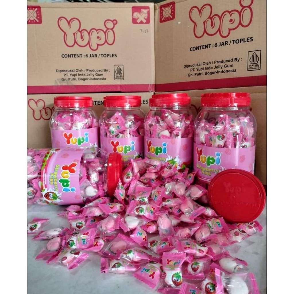 Permen yupi Strawberry kiss toples/Jajan anak anak