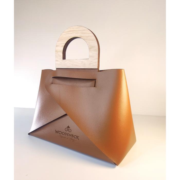 Box Packaging Hampers Lebaran Tas Kulit Premium