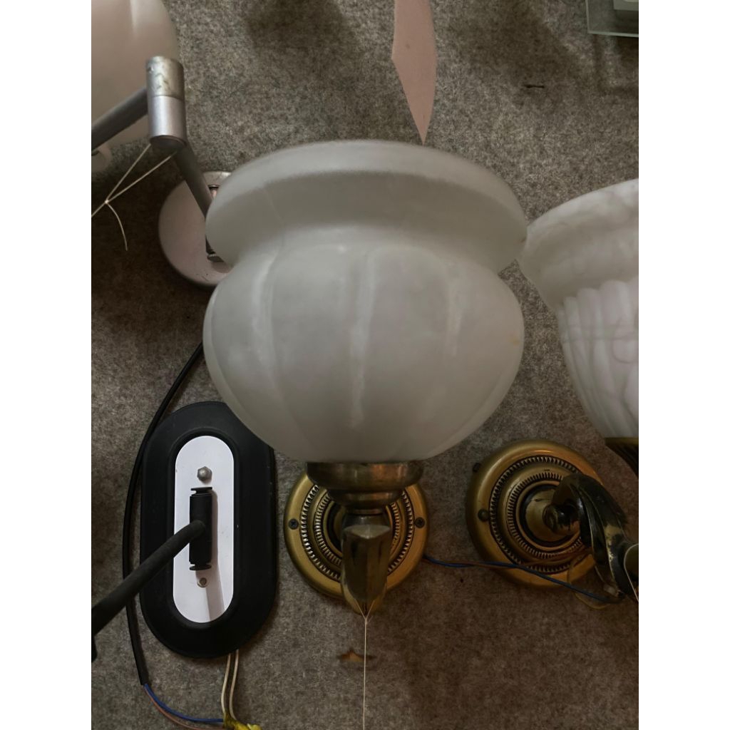 Lampu Dinding Klasik