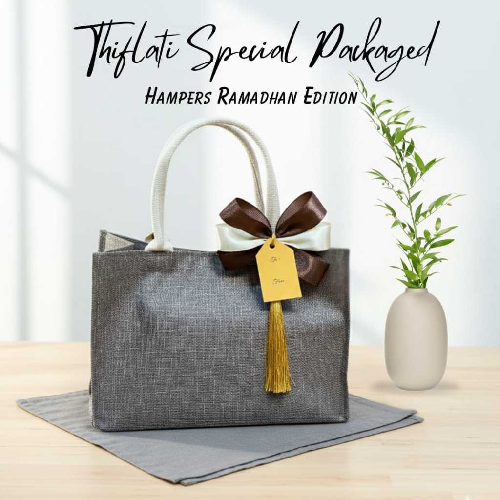 Hampers Hijab Syar'i (Isi 2 Pcs) Pollycotton Premium 145x145 cm Free Tuspin | Kado Hadiah Ulang Tahu