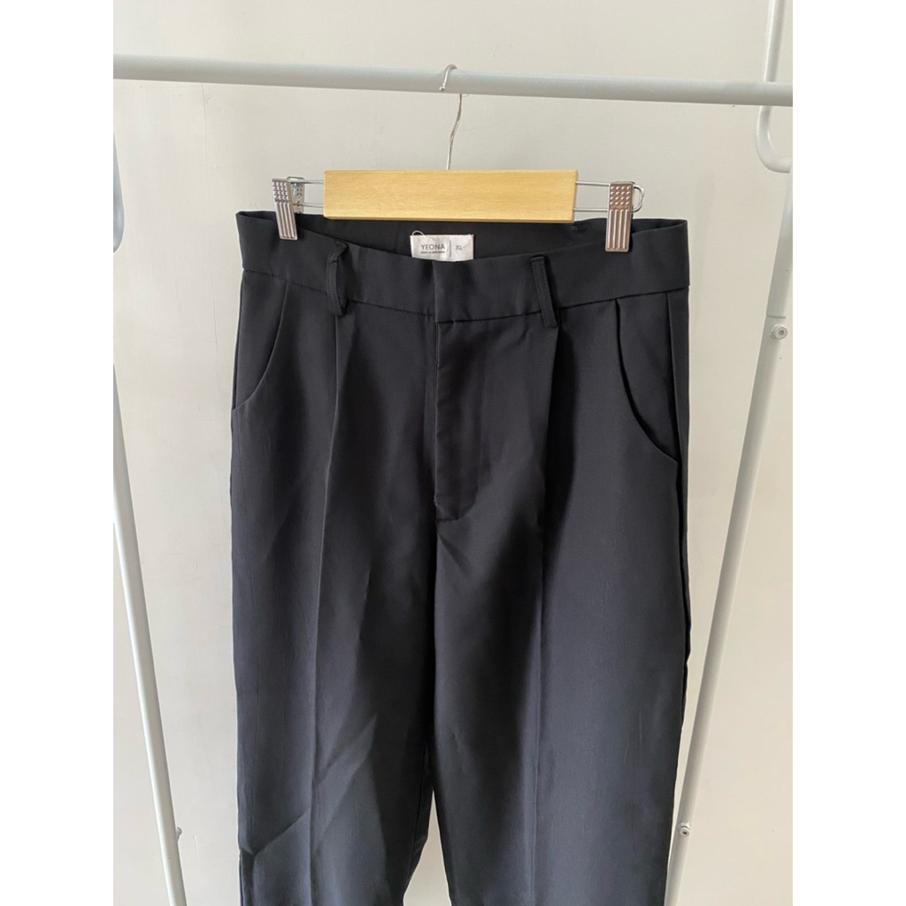 PL - Celana hitam Yeona XL