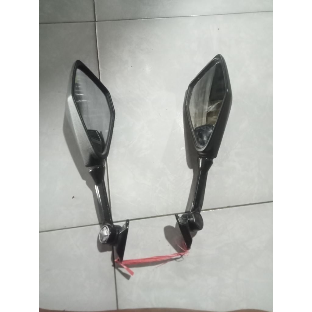 kaca spion original Honda CBR 150 R