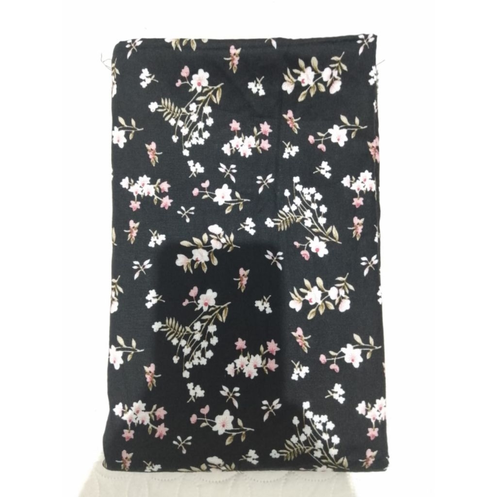 kain rayon motif bunga kecil