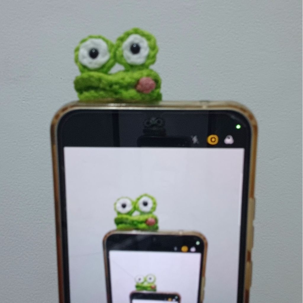 Zack Bernard Bear Crochet (Phone Hippers)