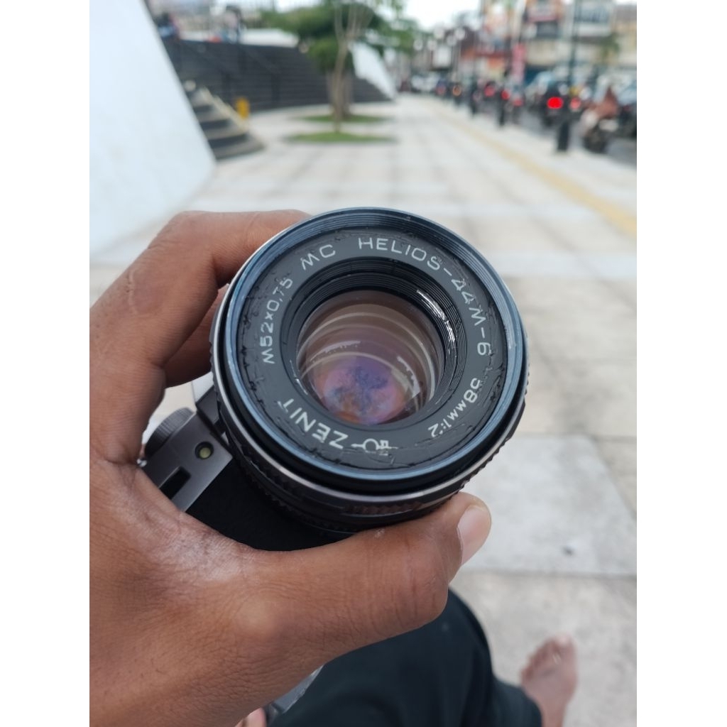 Lensa Hellios 58mm f2 44m-6 Lensa manual Swirly Bokeh