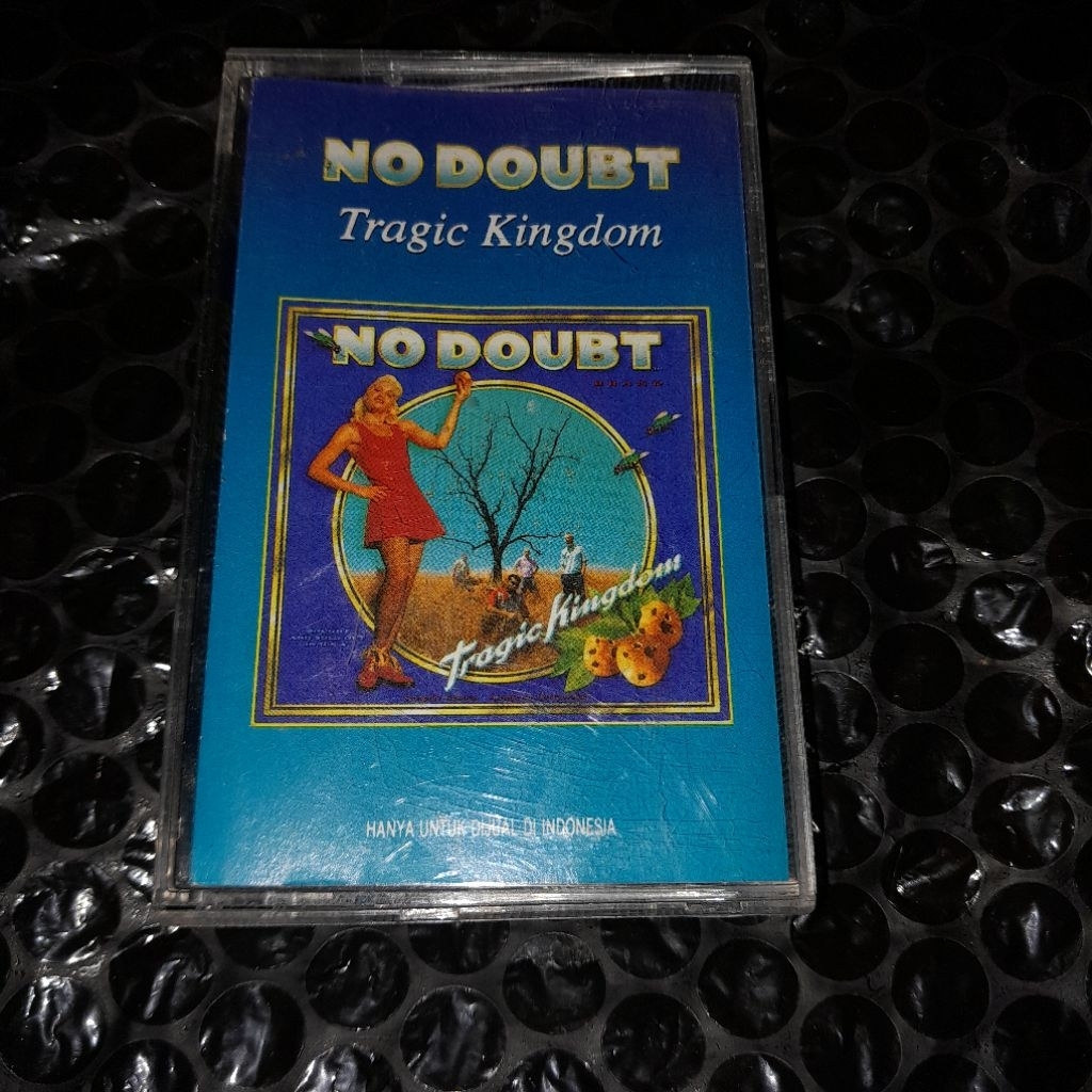 kaset pita no doubt tragic kingdom