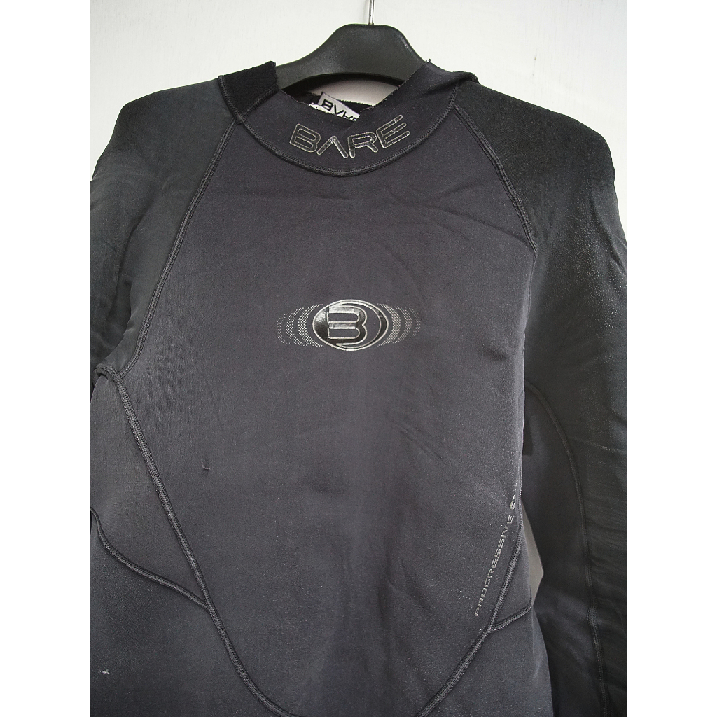 BARE FULL SUIT 3/2 MM VELOCITY WETSUIT Kondisi Bekas