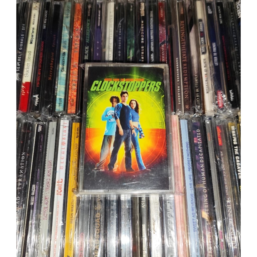 Kaset Soundtrack Clockstoppers - Blink 182, New  Found Glory, Fenix Tx, Simple Plan, Nickelback, The