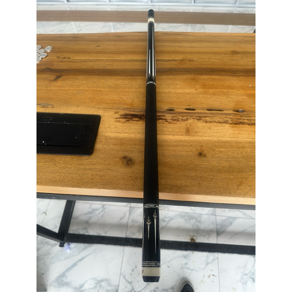 [Preloved] Universal Cue WK23 - Stick Billiard