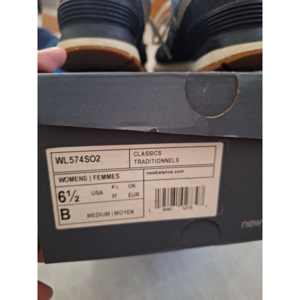 preloved NB 574 navy