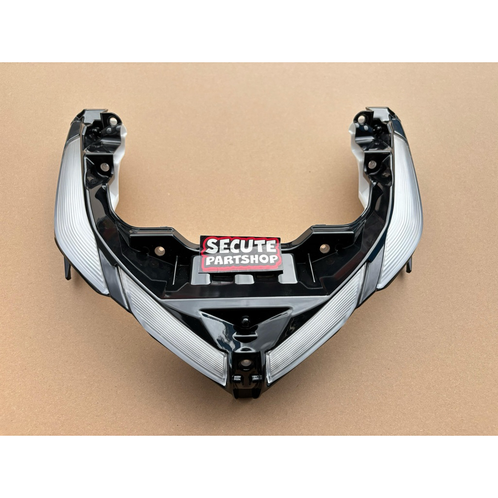 Frame alis luar dalam Lampu depan Yamaha Aerox New Connected 155