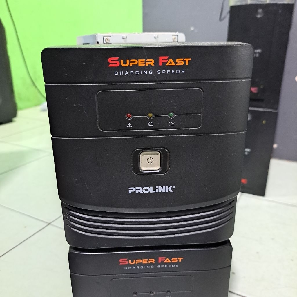 UPS Prolink 1200 Va 1200VA - Normal