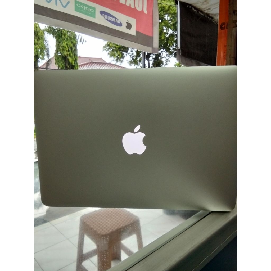 macbook air 2011core i5