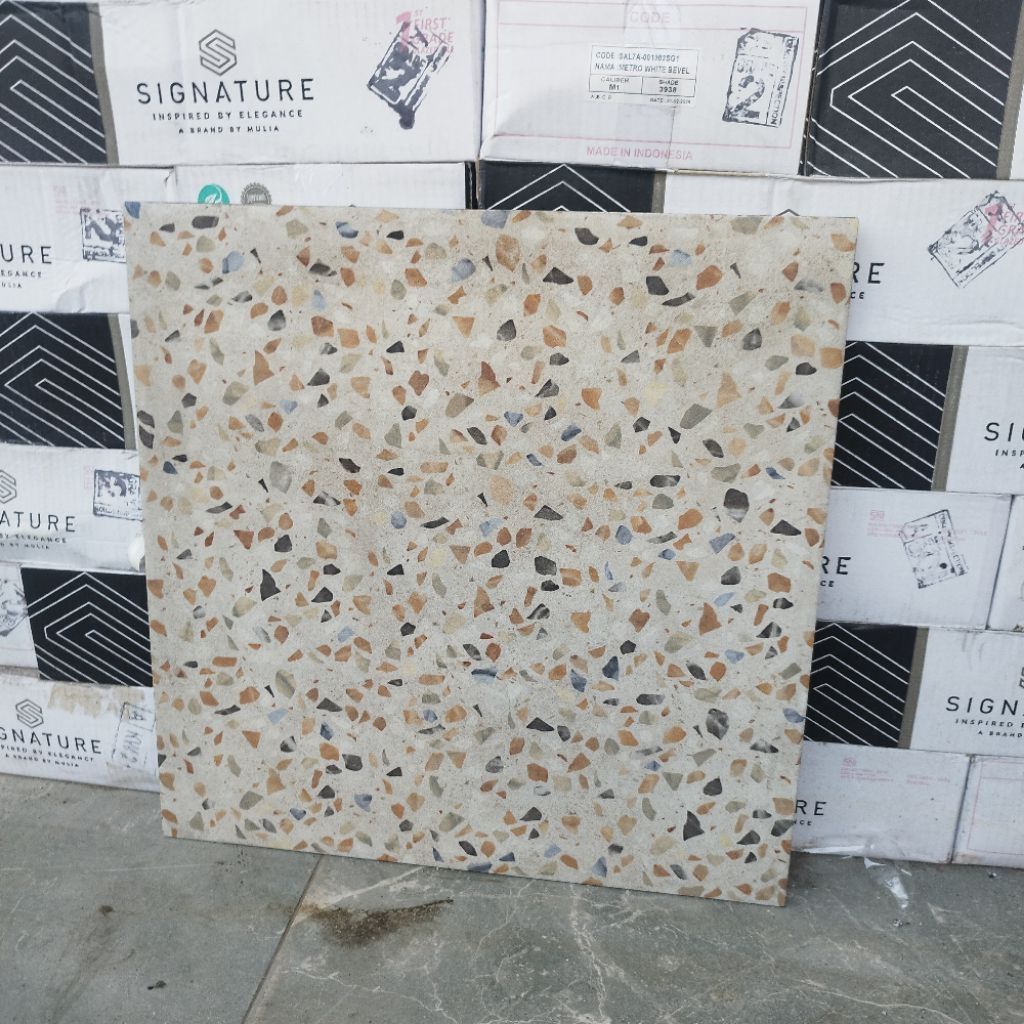 KERAMIK LANTAI 50x50 DINDING KAMAR DAPUR MERK KIA DOP KASAR KAROL BEIGE
