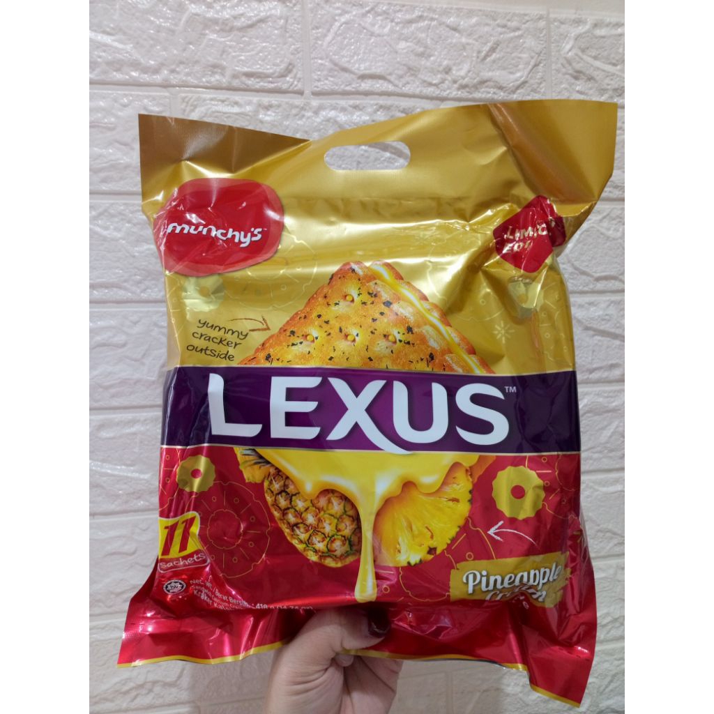 (SANTIMART) MALAYSIA Biscuit Lexus Pineapple Cream Biskuit Krim Nenas Nanas || Snack Jajan Cemilan M