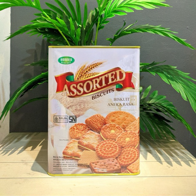 Borneo Biscuit Assorted Kaleng 650g