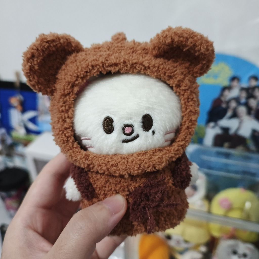 Skzoo 10cm Doll Clothes preloved new