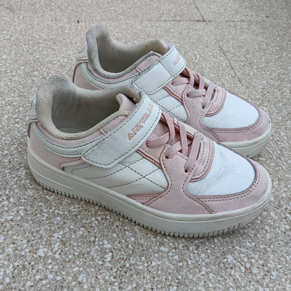 Preloved sepatu anak airwalk size 30
