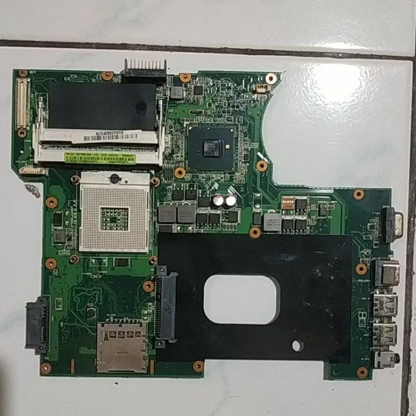motherboard laptop Asus K42F rusak bahan servis