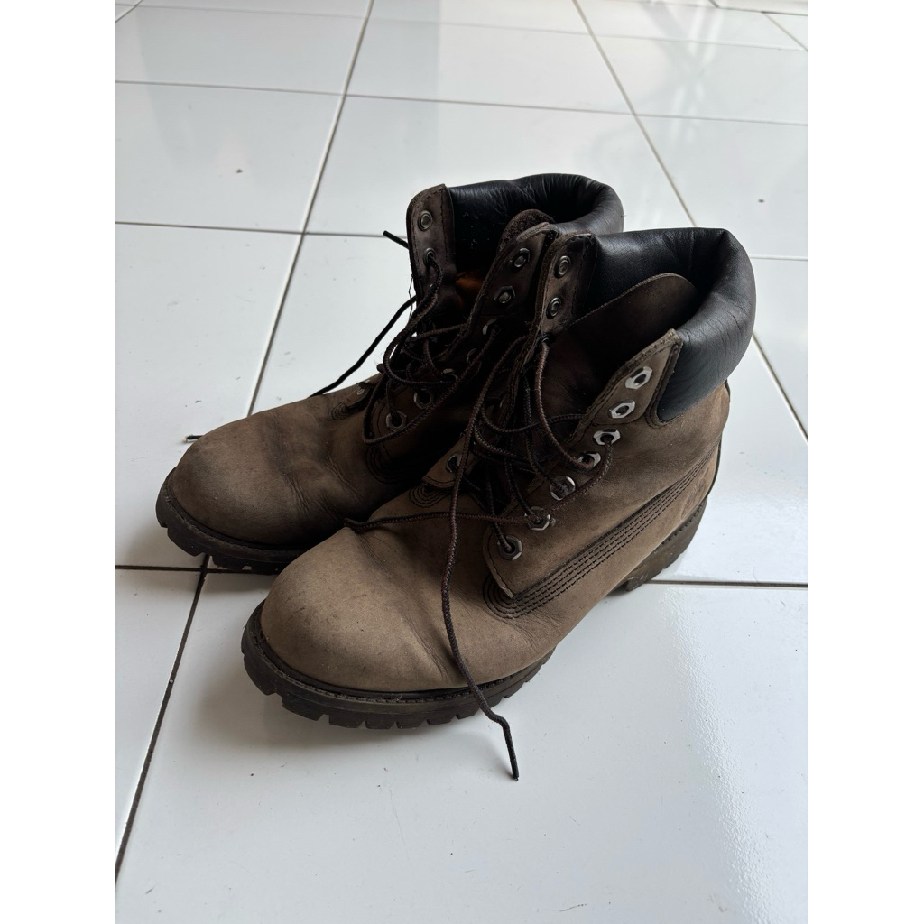 Sepatu Bekas Timberland