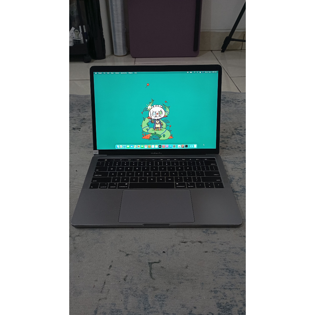 MacBook Pro 13" 2018 TouchBar— Core i7 / 16GB / 512GB