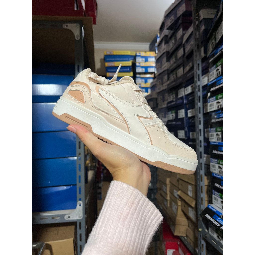 SIZE 38 BEST SELLER DIADORA NAOTO (F) BEING / WOMEN ORIGINAL DIACA250203H
