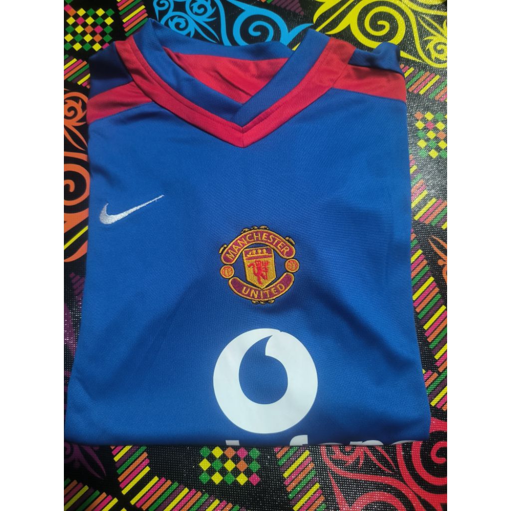 MU ROONEY AWAY 2004