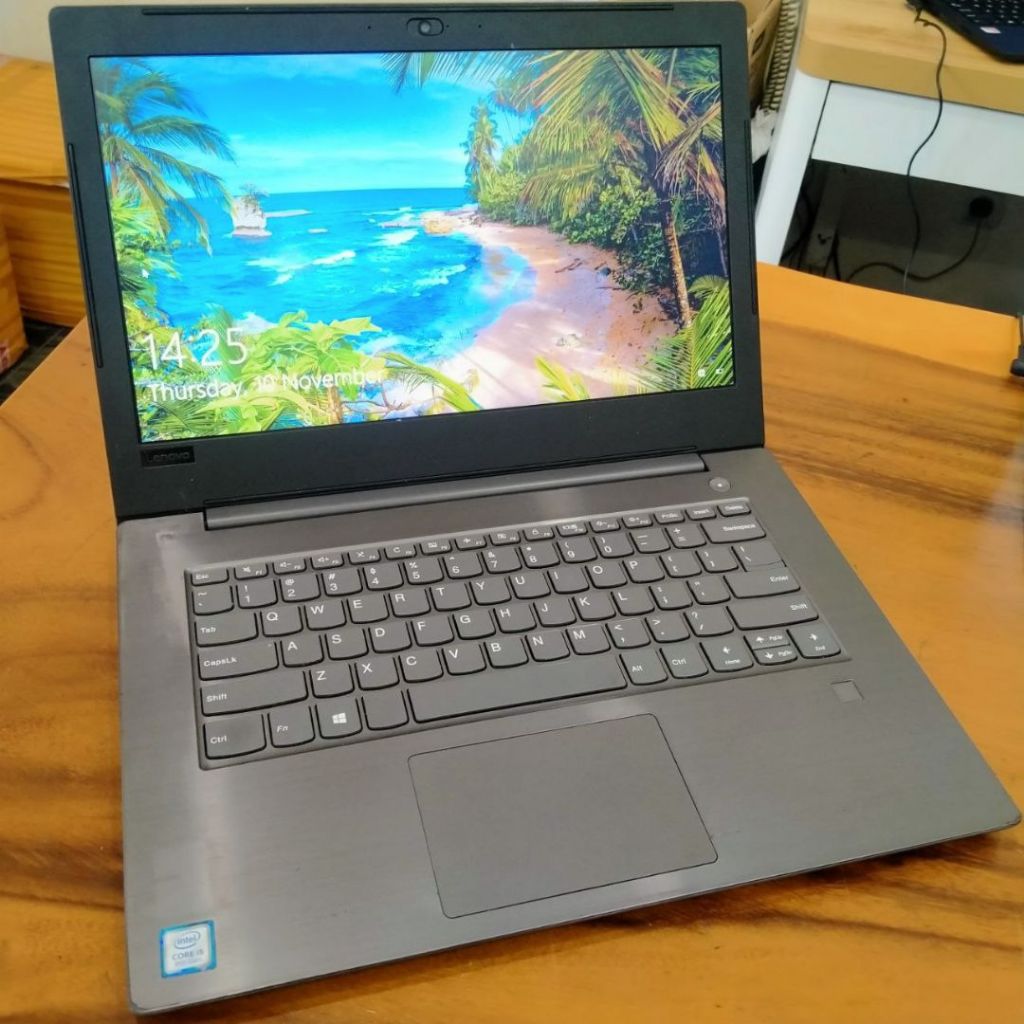 laptop Lenovo V330-14IKB Core i5 8250U 4GB SSD256GB SCU23022