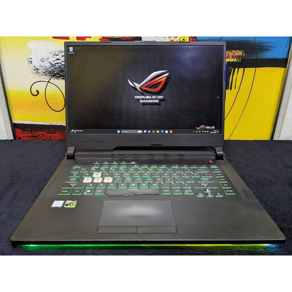 Laptop Gaming Asus ROG Strix G531 Core i5 Gen 9 8/256 GTX 1050 Siap Pakai