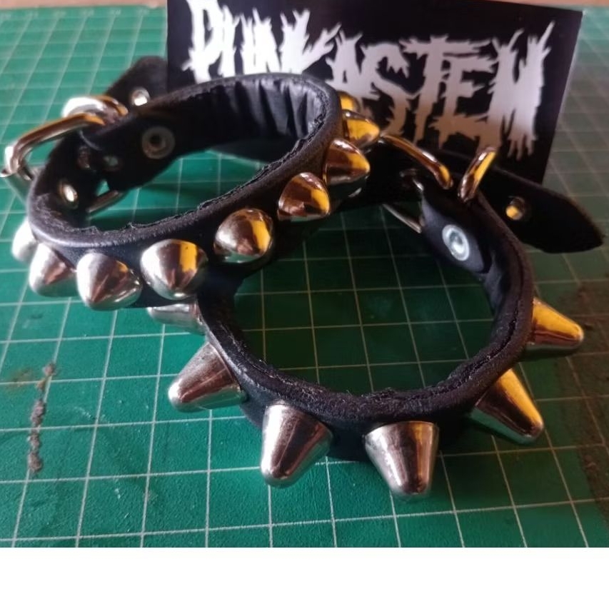 Leather Bracelets/Gelang Punk (1row uk studs)