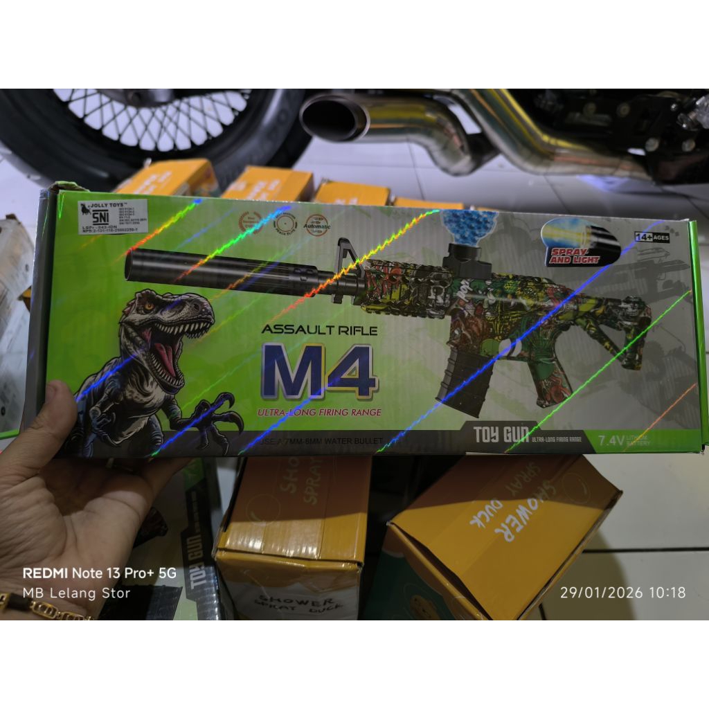 maenan tembakan M4 gress