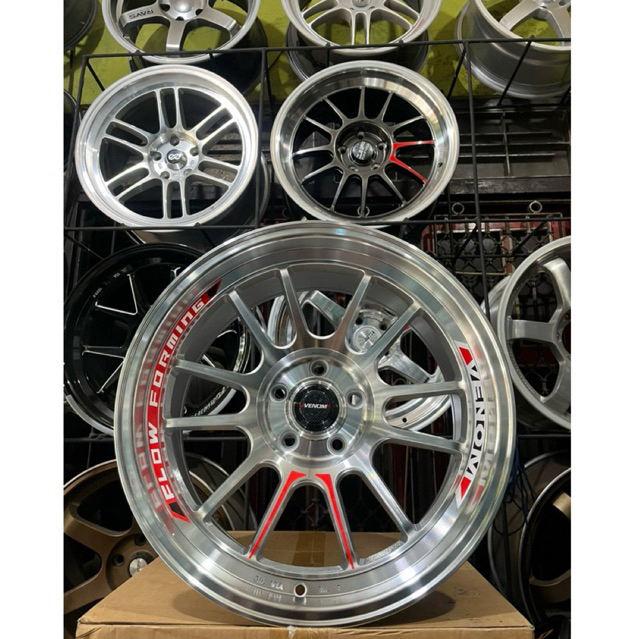 Velg Venom R18 pcd 5x114 lebar 9 et 20