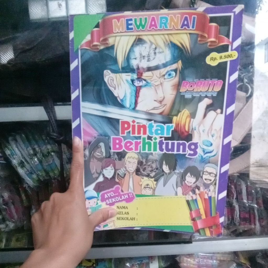 buku mewarnai krakter gambar naruto