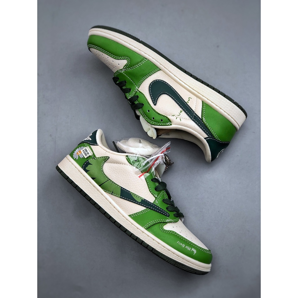 Jordan Air Jordan Lucky Green Sepatu Basket Low Top Pria Wanita Putih Hijau Terbaru Trendy Anti Seli