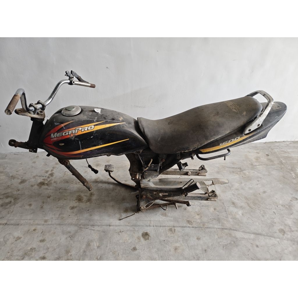 Body Bodi Set Megapro Hiu