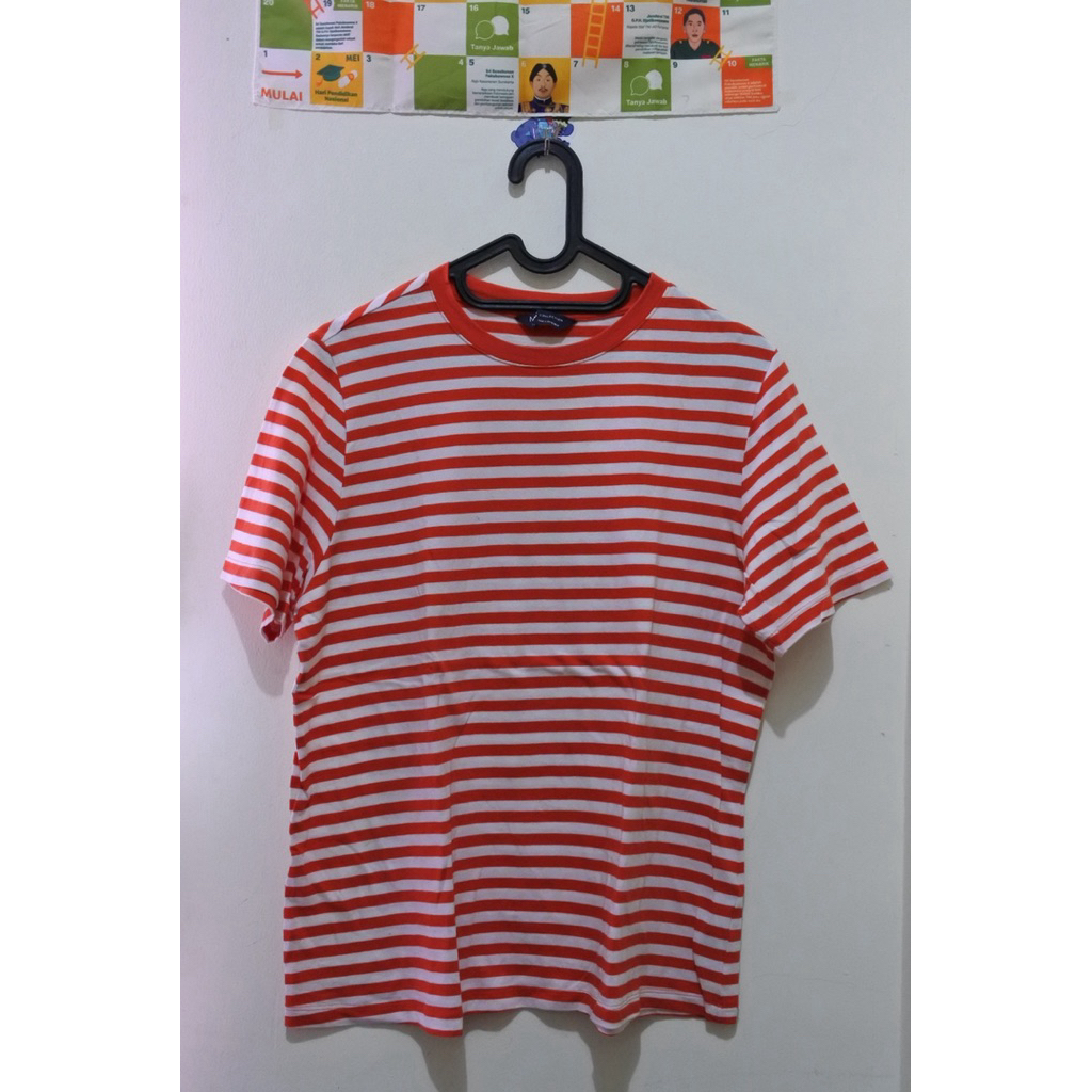 Preloved Kaos Mark&Spencer